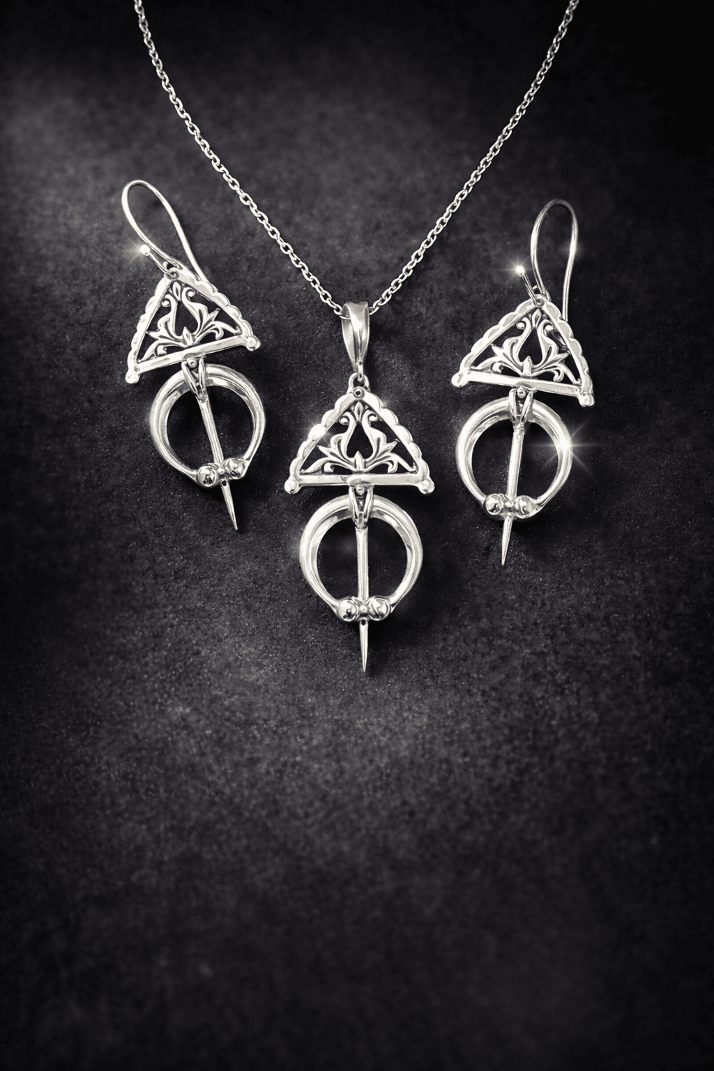 Colier et boucle d'oreille 